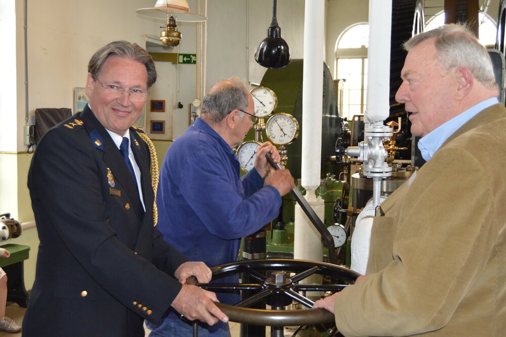 Hoofdcommissaris Peter Holla, politiechef van de eenheid Amsterdam, opent Stoomseizoen 2026